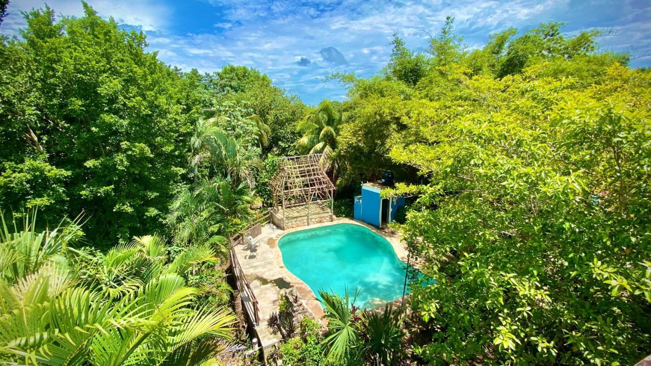 Gardenhotel Macan Che B&B Izamal Exterior photo
