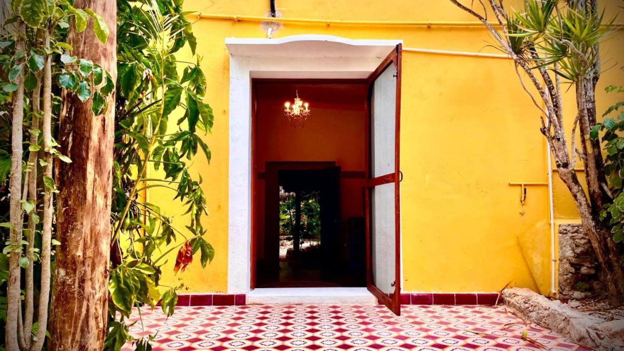 Gardenhotel Macan Che B&B Izamal Exterior photo