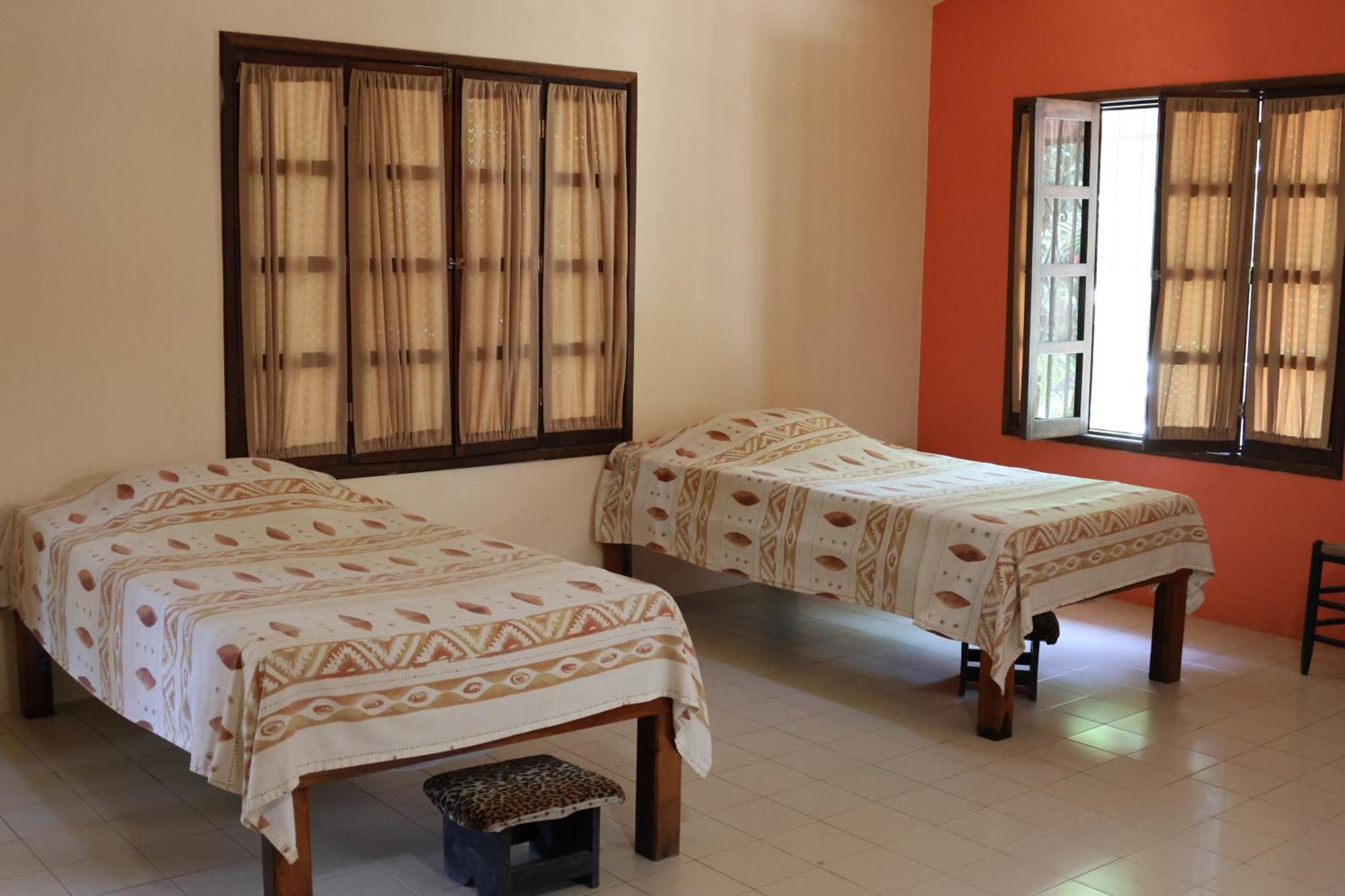 Gardenhotel Macan Che B&B Izamal Exterior photo