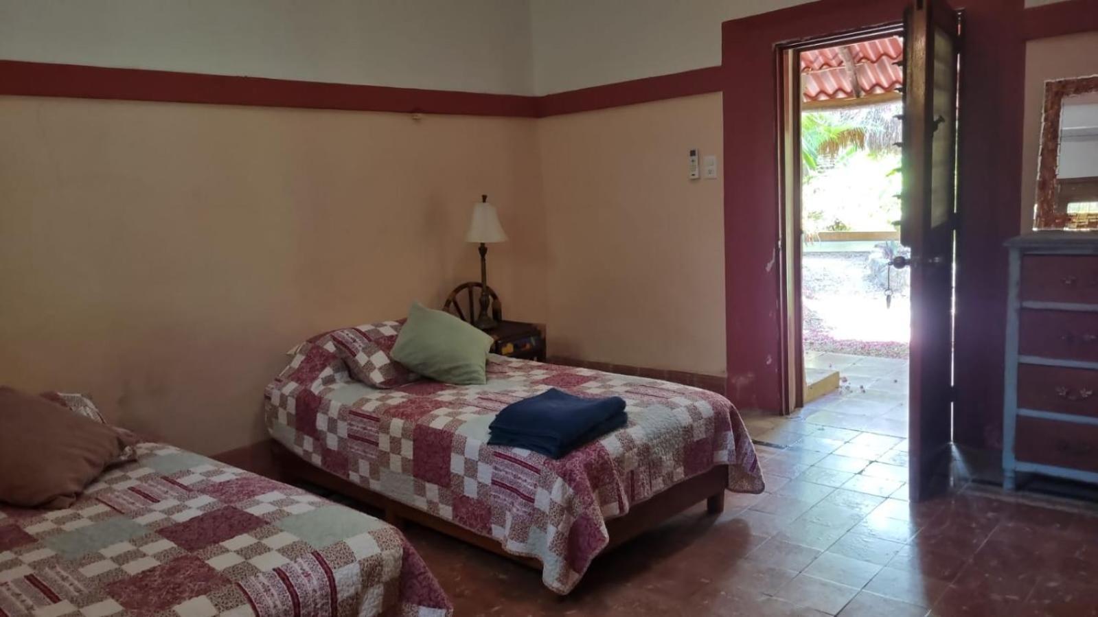 Gardenhotel Macan Che B&B Izamal Exterior photo