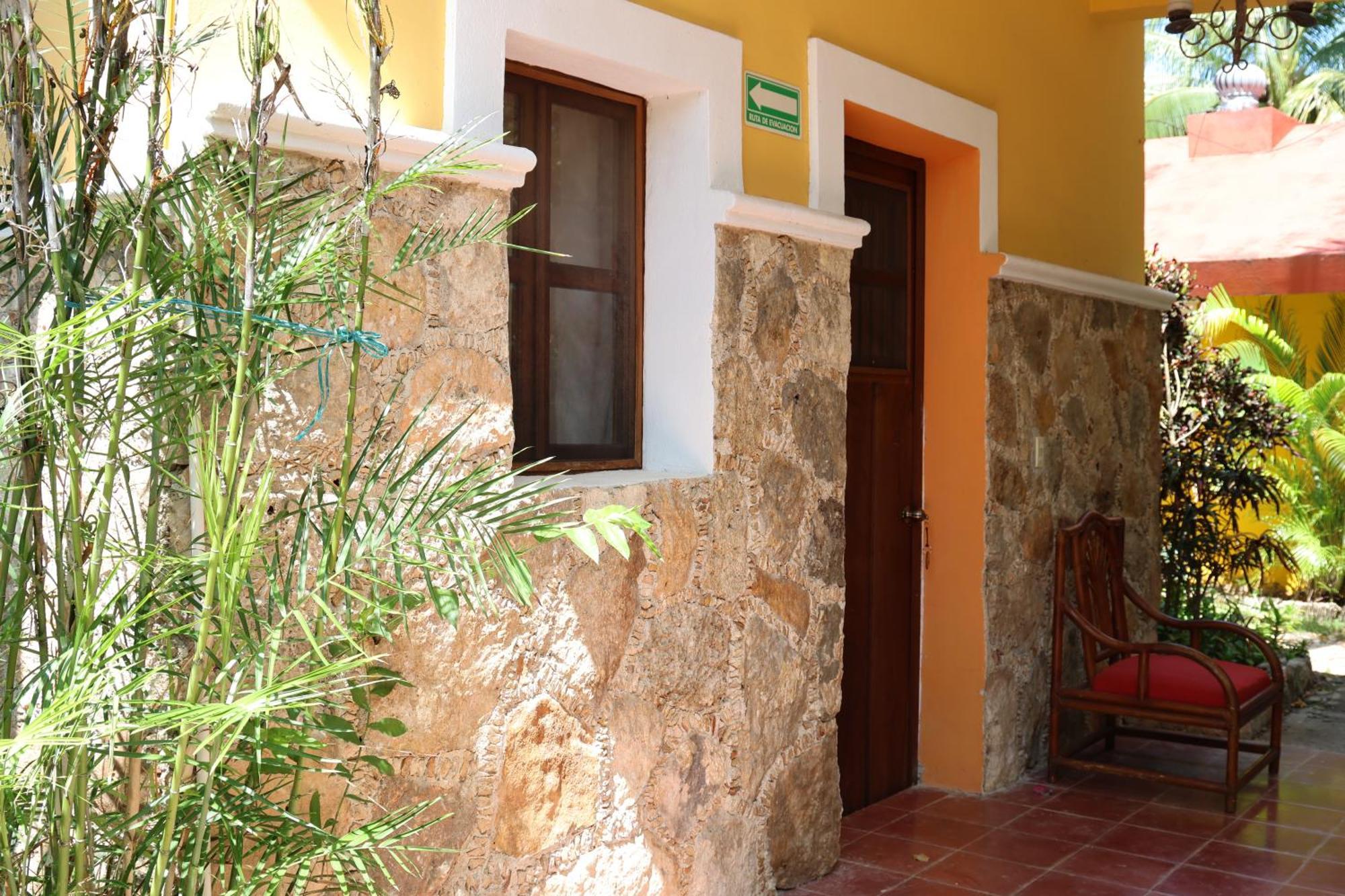 Gardenhotel Macan Che B&B Izamal Exterior photo